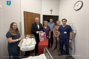 prezydent odwiedzil szpitale pierwsze noworodki nowy sacz